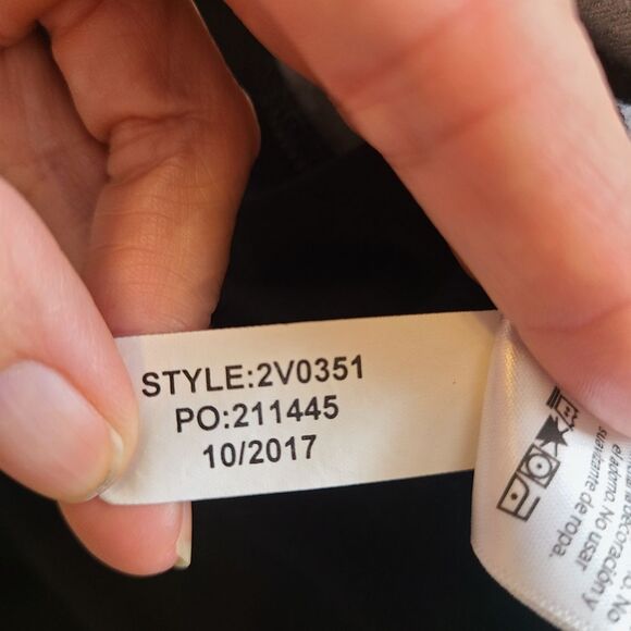 Vineyard Vines Performance Black Camo Whale Long Sleeve Hoodie XL - Picture 9 of 9